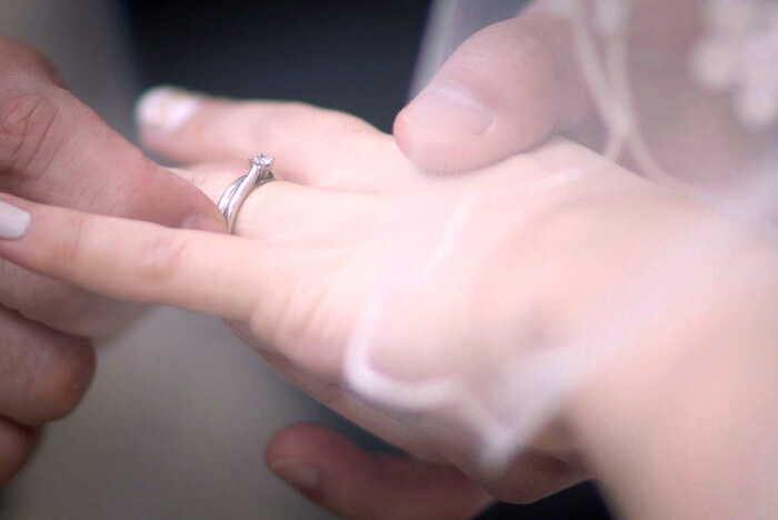 お見合いからお二人のご縁を育み、ご成婚までサポートします